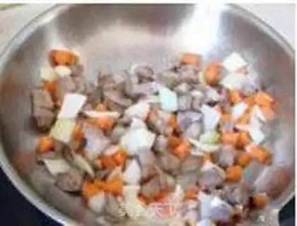 Make Hands on lamb rice step 8