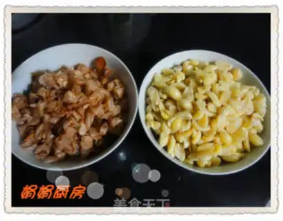 Make Imitation of yellow flying spicy peanuts step 4