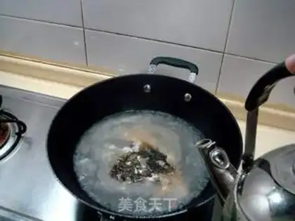 Make Peanut fish head soup step 0