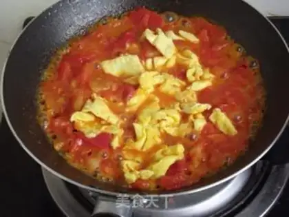 Make Tomato egg noodles step 4