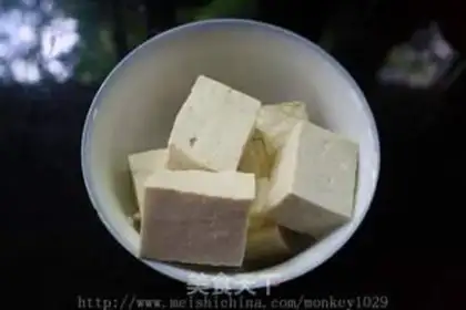 Make Old soy sauce tofu step 1