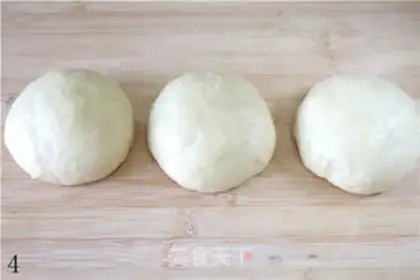Make Full egg slice toast step 3