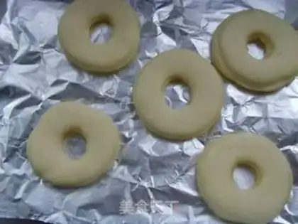 Make Chocolate doughnuts step 7