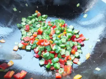 Make Autumn fried rainbow cat ears step 7