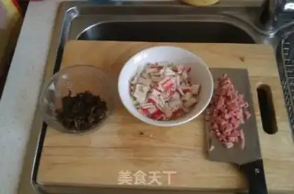Make Creative eggs step 2