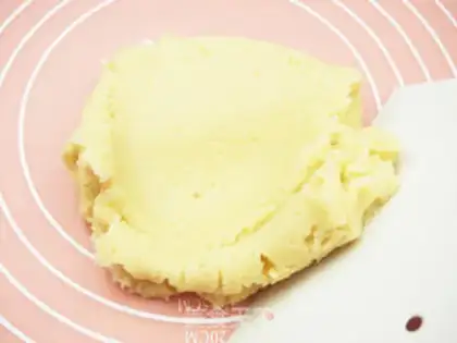 Make Colored panda cookies step 5