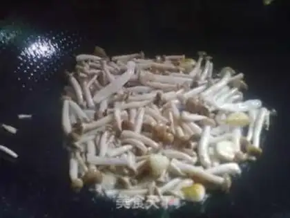 Make Crab mushroom fried eggs step 3