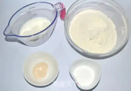 Make Potato-coloured buns step 0