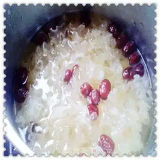 Make Silver-ear sweet soup step 3