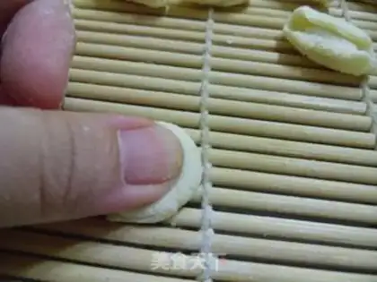 Make Soy sauce and swirl step 3