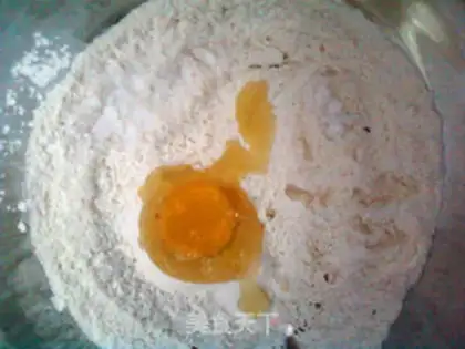 Make caterpillar bread step 4