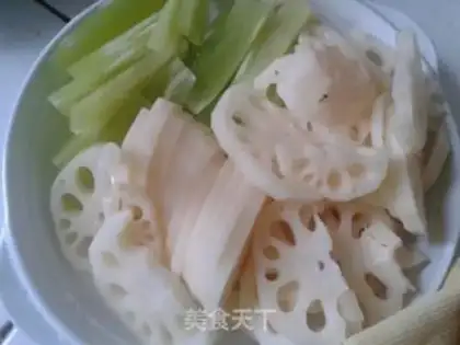 Make Spicy pot step 0