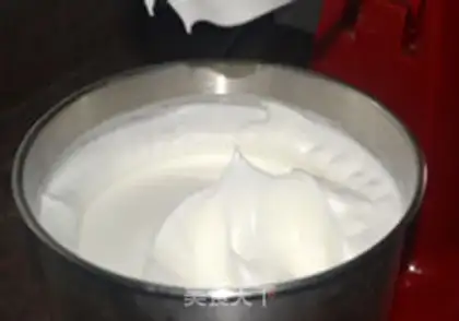 Make Black sesame ricin cake step 1