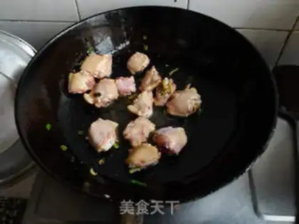 Make Curry potato chicken wings step 4