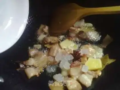 Make Red roasted quail egg fish step 7