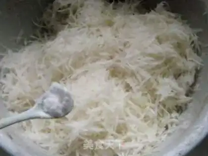 Make Porcupine buns step 4