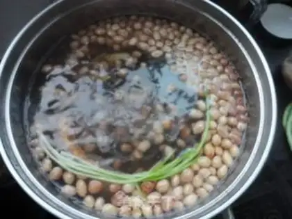 Make Three-ding peanuts step 3