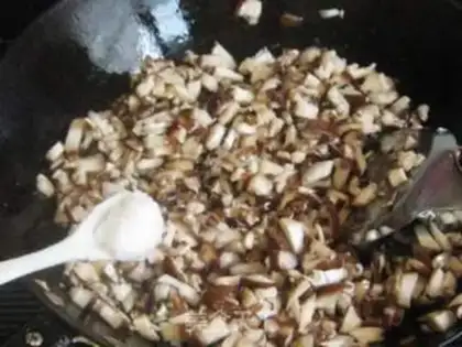 Make Porcupine buns step 6