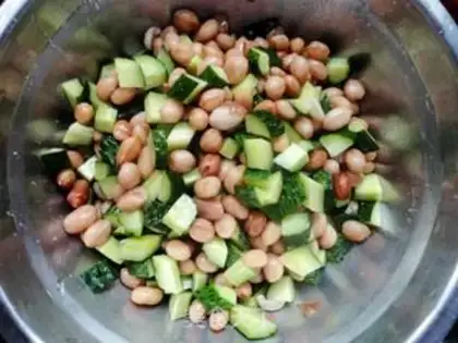 Make Three-ding peanuts step 6