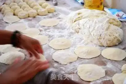 Make Porcupine buns step 14