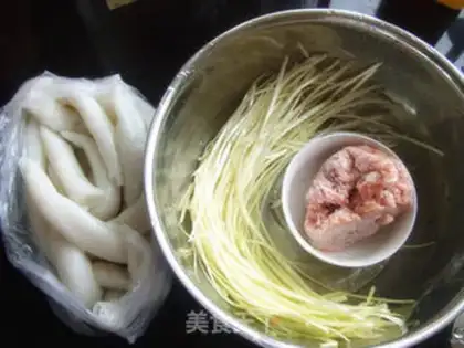 Make Butter sauce and sausage powder step 0