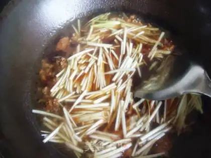 Make Butter sauce and sausage powder step 3