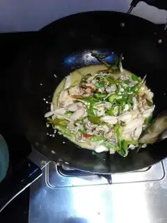 Make Chili fried frogs step 5