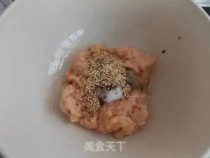 Make Chicken balls step 1