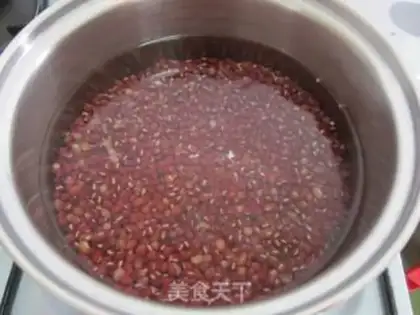 Make Sweet, sweet red bean sand step 1