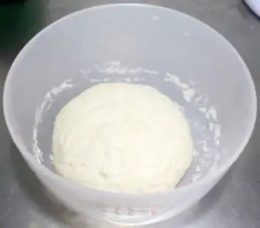 Make Spicy bacon pizza step 5