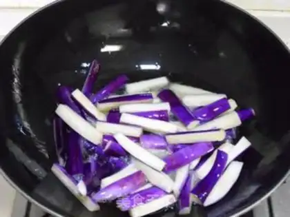 Make Garlic cocktails step 2