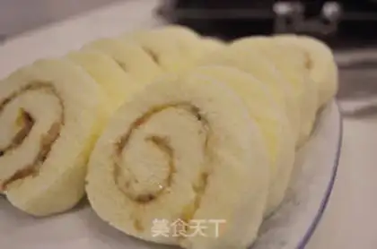 Make Meat muffin rolls step 11