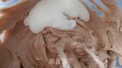 Make Rolling sugar cupcakes step 5
