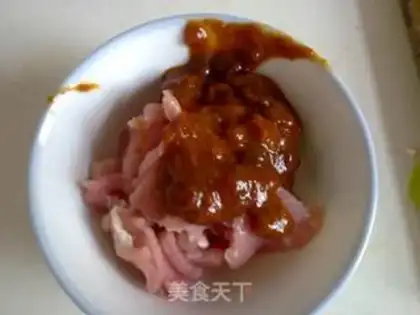 Make Soy cucumber meat step 1