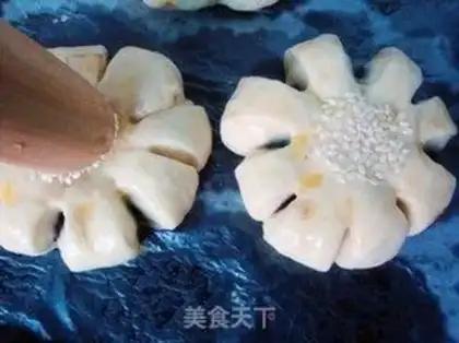 Make Flower bean bread step 8