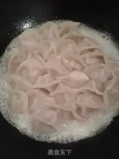Make Fast-fried dumplings step 4