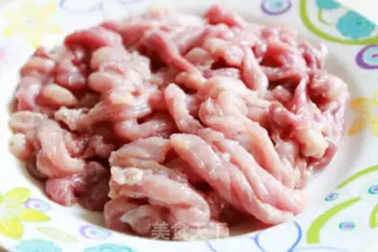 Make Spicy pork step 0