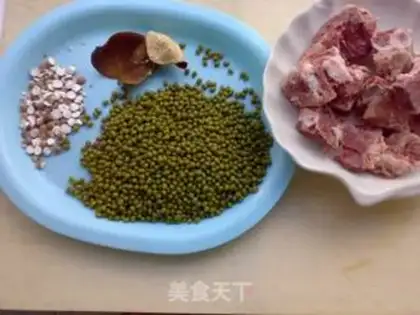 Make Dove green bean soup step 1