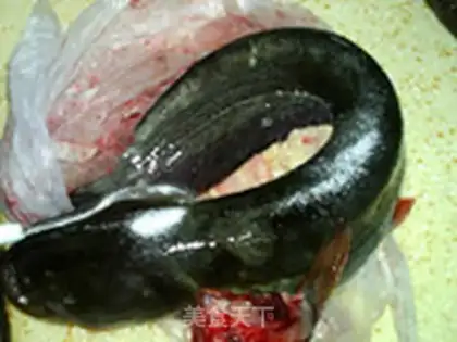 Make The fragrance burns fish step 0