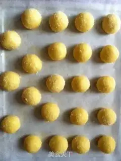 Make Coconut milk ball step 3