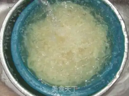 Make Tomato-covered rice wire step 2