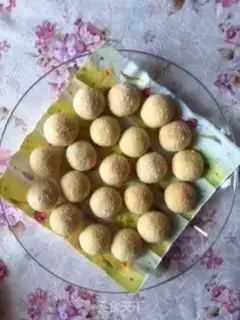 Make Coconut milk ball step 4