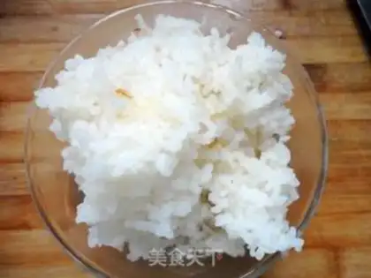 Make Eight-ding fried rice step 3