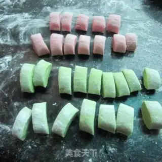 Make Vegetable meat dumplings step 8