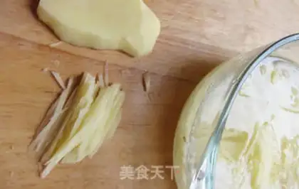 Make Frozen potatoes step 1