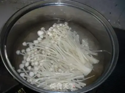 Make A yellow flower with golden needle mushrooms step 0