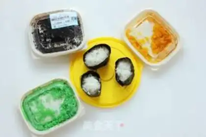 Make Fish warship sushi step 6
