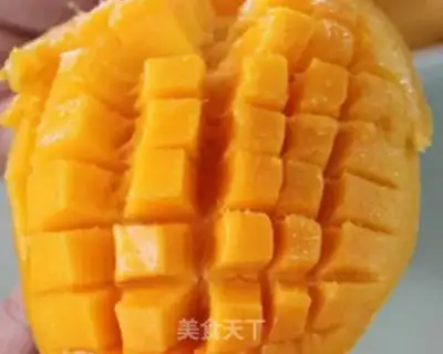 Make Mango smoothie step 0