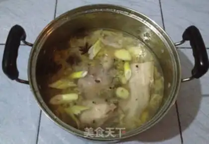 Make Sour sauce and white meat step 5