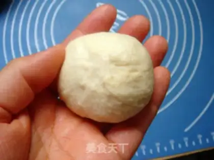 Make Flower sesame milk bread step 5